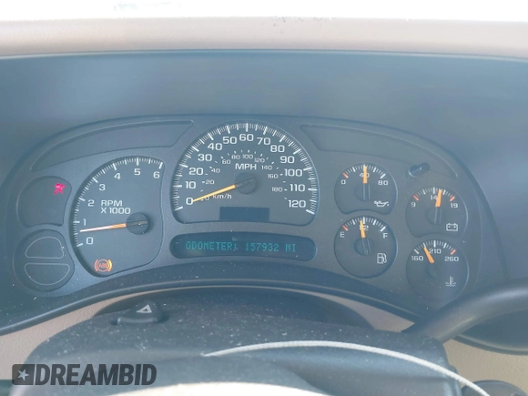 2005 Chevrolet Avalanche LS with VIN 3GNEC12Z45G167762, listed as a IAAI auction lot 40376532 with 157,932 mi miles and . Bid and sale history available at DreamBid. Image 7.