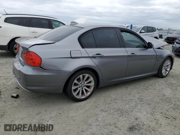2011 BMW 3 Series 328i с VIN WBAPH5G58BNM76618, выставлен на аукционе Copart как лот 53556465 с пробегом 137 118 миль миль и Списание • Salvage title. История ставок и продаж доступна на DreamBid. Изображение 3.