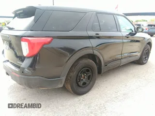 2020 Ford Police Interceptor Utility z VIN 1FM5K8AB9LGB85123, wystawiony jako IAAI lot #42265559 z przebiegiem 116 689 mil mil oraz . Historia ofert i sprzedaży dostępna na DreamBid. Obrazek 4.