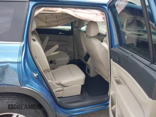 2019 Volkswagen Atlas SE z VIN 1V2WR2CA5KC524650, wystawiony jako IAAI lot #42217791 z przebiegiem 92 571 mil mil oraz . Historia ofert i sprzedaży dostępna na DreamBid. Obrazek 8.