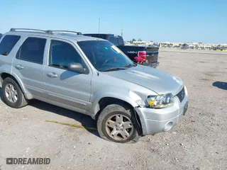 2006 Ford Escape Limited with VIN 1FMCU94156KB98012, listed as a IAAI auction lot 41805404 with 189,197 mi miles. Bid and sale history available at carsss.com. Image 1.