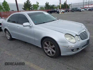 2007 Mercedes-Benz E 350 z VIN WDBUF56X47B038586, wystawiony jako IAAI lot #42089093 z przebiegiem 226 648 mil mil oraz . Historia ofert i sprzedaży dostępna na DreamBid. Obrazek 1.