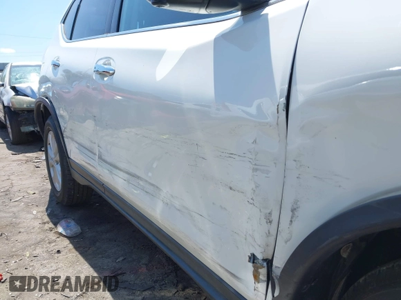2016 Nissan Rogue SV with VIN JN8AT2MTXGW027004, listed as a IAAI auction lot 41987830 with 82,363 mi miles and . Bid and sale history available at DreamBid. Image 6.