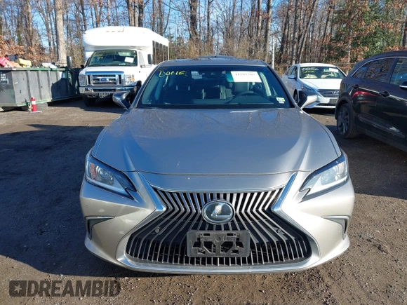 2020 Lexus ES with VIN 58ADZ1B13LU073464, listed as a IAAI auction lot 41195303 with 57,991 mi miles. Bid and sale history available at carsss.com. Image 12.