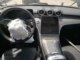 2022 Mercedes-Benz C 300 z VIN W1KAF4GB8NR057623, wystawiony jako Copart lot #48535253 z przebiegiem 14 060 mil mil oraz . Historia ofert i sprzedaży dostępna na DreamBid. Obrazek 8.