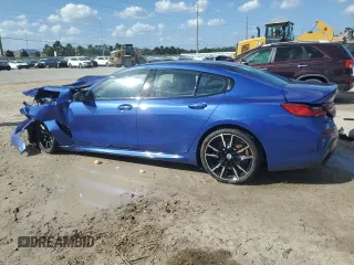 2023 BMW 8 Series M850i z VIN WBAGV8C08PCK41272, wystawiony jako Copart lot #77442574 z przebiegiem Nie podano mil oraz Szkoda całkowita • Salvage title. Historia ofert i sprzedaży dostępna na DreamBid. Obrazek 2.