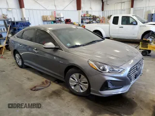 2018 Hyundai Sonata Hybrid SE with VIN KMHE24L37JA078635, listed as a Copart auction lot 44941895 with 159,012 mi miles and Clean Title. Bid and sale history available at carsss.com. Image 4.
