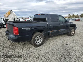 2006 Dodge Dakota SLT with VIN 1D7HW48NX6S665497, listed as a Copart auction lot 47468295 with 215,427 mi miles and Salvage Title. Bid and sale history available at carsss.com. Image 3.