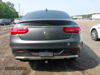 2017 Mercedes-Benz GLE 43 AMG z VIN 4JGED6EB2HA065229, wystawiony jako IAAI lot #42307280 z przebiegiem 68 789 mil mil oraz . Historia ofert i sprzedaży dostępna na DreamBid. Obrazek 16.