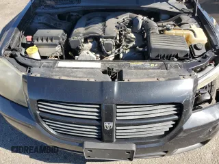 2005 Dodge Magnum SE z VIN 2D4FV48V55H533891, wystawiony jako Copart lot #74751644 z przebiegiem 287 869 mil mil oraz Szkoda całkowita • Salvage title. Historia ofert i sprzedaży dostępna na DreamBid. Obrazek 12.