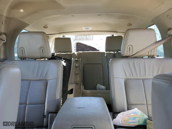 2011 Lincoln Navigator with VIN 5LMJJ2H50BEJ09778, listed as a Copart auction lot 89318695 with 128,392 mi miles and Salvage Title. Bid and sale history available at carsss.com. Image 10.