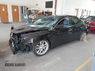 2010 Nissan Maxima 3.5 SV with VIN 1N4AA5AP8AC837305, listed as a IAAI auction lot 40349055 with 191,898 mi miles. Bid and sale history available at carsss.com. Image 2.