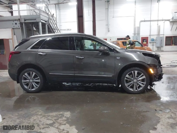2020 Cadillac XT5 Premium Luxury AWD with VIN 1GYKNDRS4LZ208396, listed as a IAAI auction lot 41697036 with NaN miles. Bid and sale history available at carsss.com. Image 14.