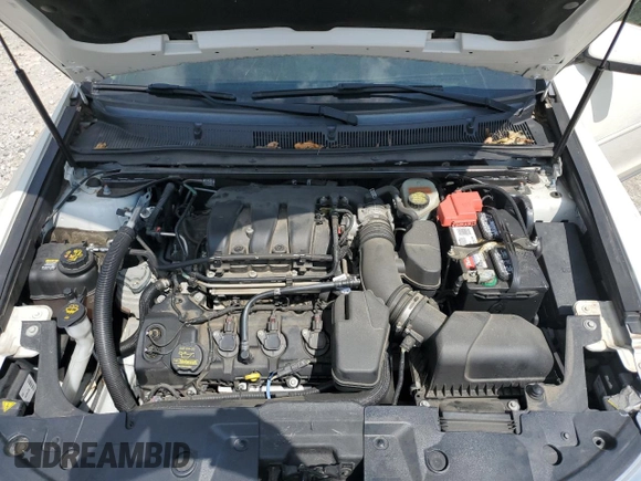 2013 Lincoln MKS with VIN 1LNHL9EK8DG605675, listed as a Copart auction lot 62448455 with 102,642 mi miles and Salvage title. Bid and sale history available at DreamBid. Image 11.