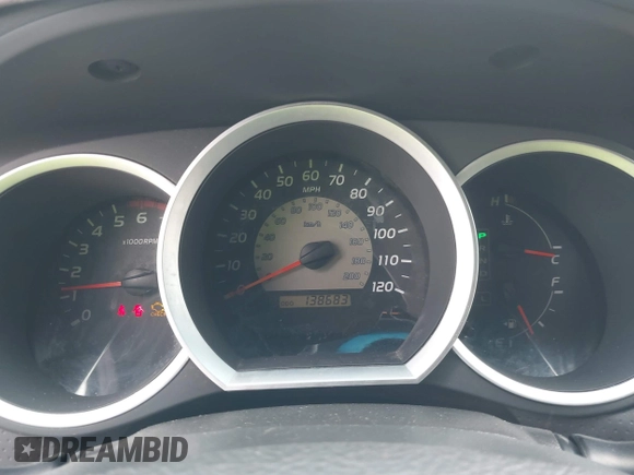 2007 Toyota Tacoma PreRunner z VIN 3TMJU62N37M033683, wystawiony jako IAAI lot #42383346 z przebiegiem 138 683 mil mil oraz . Historia ofert i sprzedaży dostępna na DreamBid. Obrazek 7.