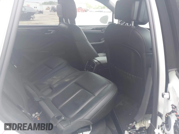 2017 Porsche Macan S with VIN WP1AB2A53HLB17889, listed as a IAAI auction lot 41871069 with 63,105 mi miles and . Bid and sale history available at DreamBid. Image 8.