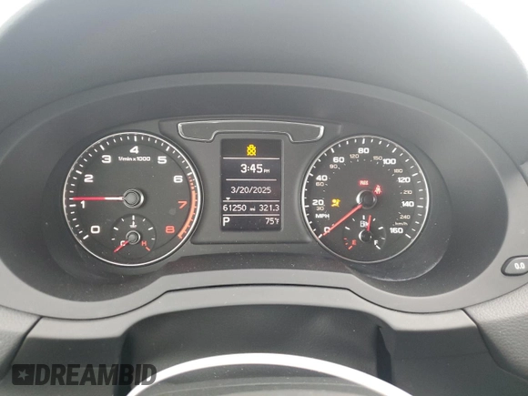 2017 Audi Q3 Premium z VIN WA1ECCFS6HR008225, wystawiony jako Copart lot #49526935 z przebiegiem 61 250 mil mil oraz Szkody całkowita. Historia ofert i sprzedaży dostępna na DreamBid. Obrazek 9.