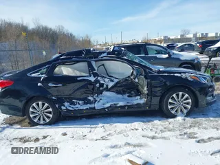 2017 Hyundai Sonata Sport with VIN 5NPE34AF8HH583245, listed as a IAAI auction lot 41841335 with 90,153 mi miles. Bid and sale history available at carsss.com. Image 13.