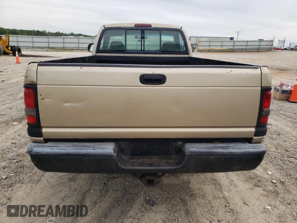 1996 Dodge 1500 z VIN 1B7HC16Y6TJ159102, wystawiony jako Copart lot #55502895 z przebiegiem 160 517 mil mil oraz Szkoda całkowita • Salvage title. Historia ofert i sprzedaży dostępna na DreamBid. Obrazek 6.