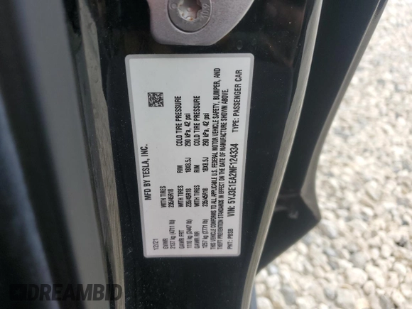 2022 Tesla Model 3 with VIN 5YJ3E1EA2NF124334, listed as a Copart auction lot 45390715 with 25,861 mi miles and Salvage Title. Bid and sale history available at carsss.com. Image 12.