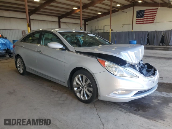 2012 Hyundai Sonata Limited z VIN 5NPEC4AB6CH442261, wystawiony jako Copart lot #59189555 z przebiegiem 204 879 mil mil oraz Szkoda całkowita • Salvage title. Historia ofert i sprzedaży dostępna na DreamBid. Obrazek 4.