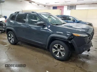 2016 Jeep Cherokee Trailhawk z VIN 1C4PJMBS5GW179273, wystawiony jako Copart lot #61175695 z przebiegiem 110 295 mil mil oraz Czysty tytuł • Clean title. Historia ofert i sprzedaży dostępna na DreamBid. Obrazek 4.