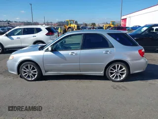 2005 Saab 9-2X Aero z VIN JF4GG22615G051246, wystawiony jako IAAI lot #41712225 z przebiegiem 222 270 mil mil oraz . Historia ofert i sprzedaży dostępna na DreamBid. Obrazek 14.