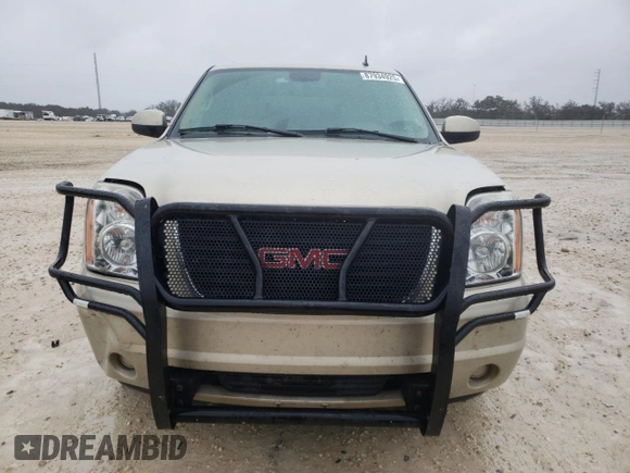 2008 GMC Yukon SLE w/3SA with VIN 1GKFC13C38R102627, listed as a Copart auction lot 87934925 with 196,107 mi miles and Clean Title. Bid and sale history available at carsss.com. Image 5.