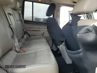 2007 Jeep Commander Limited z VIN 1J8HH58N17C673664, wystawiony jako Copart lot #65282184 z przebiegiem 177 695 mil mil oraz Szkoda całkowita • Salvage title. Historia ofert i sprzedaży dostępna na DreamBid. Obrazek 11.