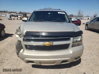 2007 Chevrolet Suburban LT with VIN 1GNFC16067R252699, listed as a Copart auction lot 46842015 with 279,283 mi miles and Salvage Title. Bid and sale history available at carsss.com. Image 5.