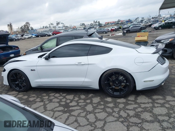 2022 Ford Mustang GT with VIN 1FA6P8CF6N5147847, listed as a IAAI auction lot 41517609 with 37,600 mi miles. Bid and sale history available at carsss.com. Image 15.