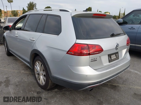 2017 Volkswagen Golf S z VIN 3VWH17AU6HM513429, wystawiony jako IAAI lot #41871392 z przebiegiem 63 787 mil mil oraz . Historia ofert i sprzedaży dostępna na DreamBid. Obrazek 3.