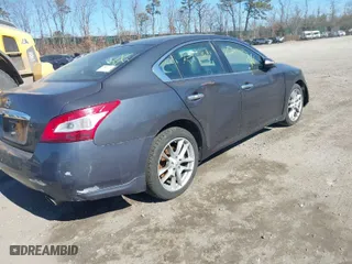 2011 Nissan Maxima 3.5 S with VIN 1N4AA5AP8BC822188, listed as a IAAI auction lot 41685860 with 999,999 mi miles. Bid and sale history available at carsss.com. Image 4.