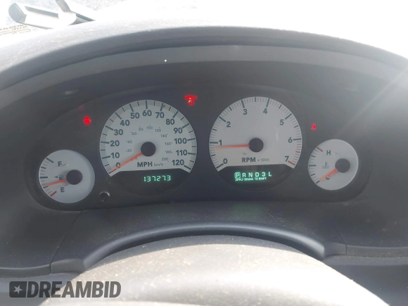 2006 Dodge Grand Caravan SE with VIN 1D4GP24R86B557964, listed as a IAAI auction lot 42166810 with 137,273 mi miles and . Bid and sale history available at DreamBid. Image 7.