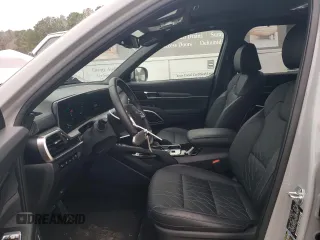 2024 Kia Telluride EX X-Line z VIN 5XYP3DGC0RG557043, wystawiony jako Copart lot #48745215 z przebiegiem 8 768 mil mil oraz Szkoda całkowita • Salvage title. Historia ofert i sprzedaży dostępna na DreamBid. Obrazek 7.