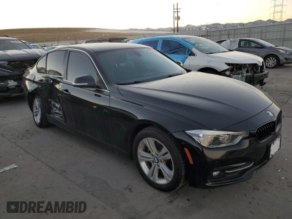 2018 BMW 3 Series 330i with VIN WBA8B9G53JNU98599, listed as a Copart auction lot 80639104 with 49,686 mi miles and Salvage Title. Bid and sale history available at carsss.com. Image 4.