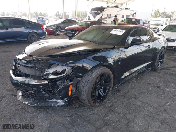 2018 Chevrolet Camaro 1SS with VIN 1G1FE1R75J0105077, listed as a IAAI auction lot 41467368 with 79,625 mi miles. Bid and sale history available at carsss.com. Image 2.