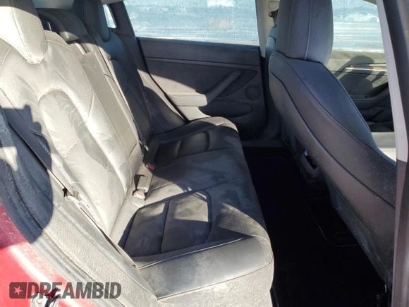 2022 Tesla Model 3 Long Range z VIN 5YJ3E1EB0NF107170, wystawiony jako Copart lot #79067033 z przebiegiem 51 921 mil mil oraz Czysty tytuł • Clean title. Historia ofert i sprzedaży dostępna na DreamBid. Obrazek 10.