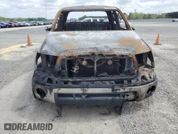 2010 Toyota Tundra с VIN 5TFUM5F15AX005061, выставлен на аукционе Copart как лот 51823565 с пробегом Не указан миль и Списание • Salvage title. История ставок и продаж доступна на DreamBid. Изображение 5.