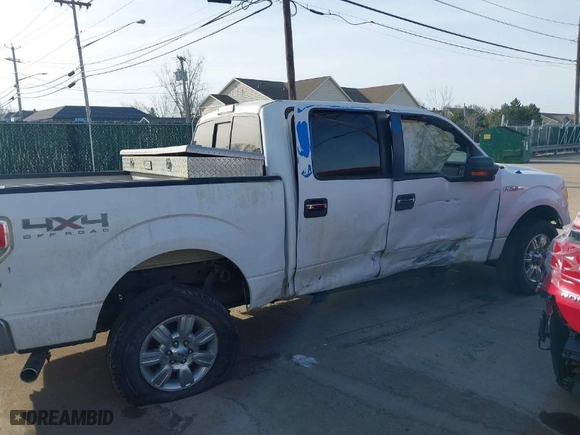 2011 Ford F-150 XL with VIN 1FTFW1EF9BFB08290, listed as a IAAI auction lot 41810566 with 259,395 mi miles. Bid and sale history available at carsss.com. Image 13.