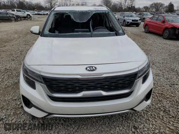 2021 Kia Seltos EX with VIN KNDERCAA1M7228820, listed as a Copart auction lot 50315725 with 44,061 mi miles and Salvage Title. Bid and sale history available at carsss.com. Image 5.