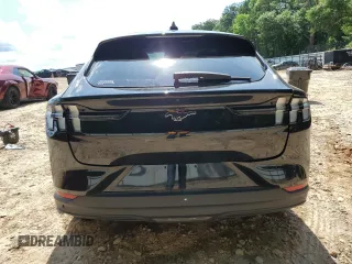 2024 Ford Mustang Mach-E Select z VIN 3FMTK1R46RMA15854, wystawiony jako Copart lot #61802415 z przebiegiem 8 096 mil mil oraz Szkoda całkowita • Salvage title. Historia ofert i sprzedaży dostępna na DreamBid. Obrazek 6.