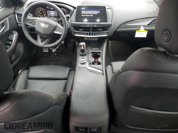 2024 Cadillac CT5 Sport z VIN 1G6DP5RKXR0116305, wystawiony jako Copart lot #44306555 z przebiegiem 953 mil mil oraz Szkoda całkowita • Salvage title. Historia ofert i sprzedaży dostępna na DreamBid. Obrazek 8.