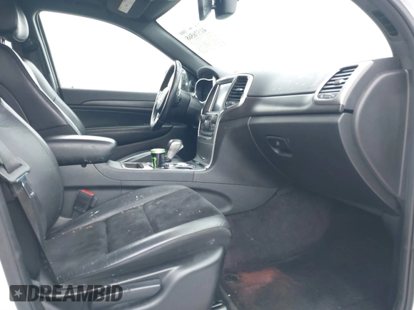 2017 Jeep Grand Cherokee Laredo with VIN 1C4RJFAG2HC951071, listed as a IAAI auction lot 41536568 with 99,941 mi miles. Bid and sale history available at carsss.com. Image 5.