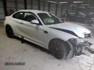 2018 BMW M2 z VIN WBS1J5C5XJVD37006, wystawiony jako Copart lot #71951884 z przebiegiem 52 530 mil mil oraz Szkoda całkowita • Salvage title. Historia ofert i sprzedaży dostępna na DreamBid. Obrazek 4.