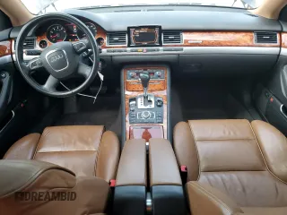 2009 Audi A8 4.2L z VIN WAUMV94EX9N006849, wystawiony jako Copart lot #55212185 z przebiegiem 93 557 mil mil oraz Szkody całkowita. Historia ofert i sprzedaży dostępna na DreamBid. Obrazek 8.