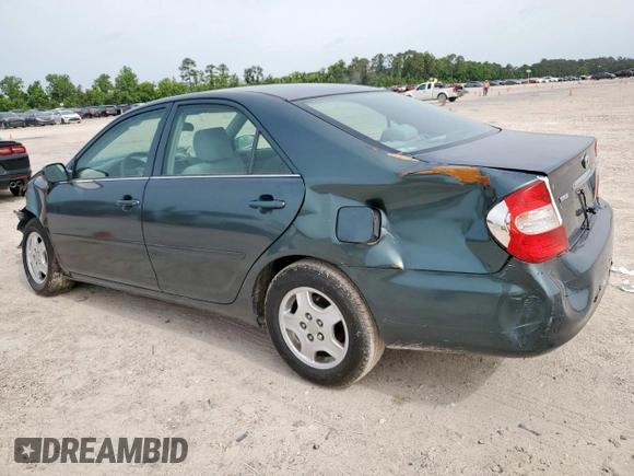2003 Toyota Camry LE z VIN 4T1BF32K13U554339, wystawiony jako Copart lot #55972595 z przebiegiem 69 549 mil mil oraz Szkoda całkowita • Salvage title. Historia ofert i sprzedaży dostępna na DreamBid. Obrazek 2.