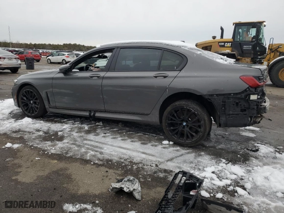 2021 BMW 7 Series 750i xDrive with VIN WBA7U2C00MCF15126, listed as a Copart auction lot 44939365 with 0 mi miles and Salvage Title. Bid and sale history available at carsss.com. Image 2.