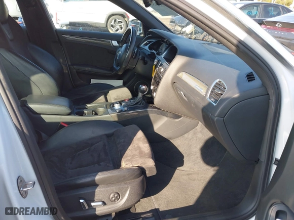 2015 Audi S4 Premium Plus with VIN WAUBGAFL2FA072538, listed as a IAAI auction lot 41784515 with 86,138 mi miles. Bid and sale history available at carsss.com. Image 5.