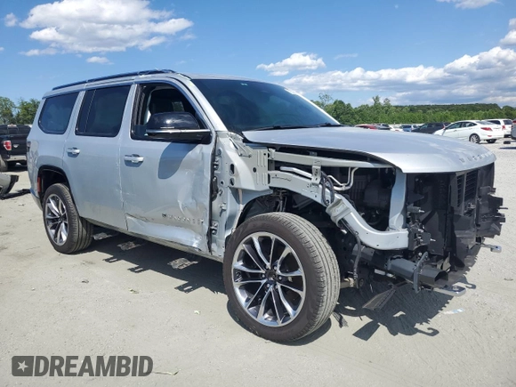2023 Jeep Wagoneer Series II Carbide with VIN 1C4SJVBP1PS561660, listed as a Copart auction lot 57832565 with 17,715 mi miles and Salvage title. Bid and sale history available at DreamBid. Image 4.